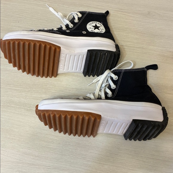 Converse Black and white High-Tops thick platform run star  7 women 5.5 men - Picture 5 of 9